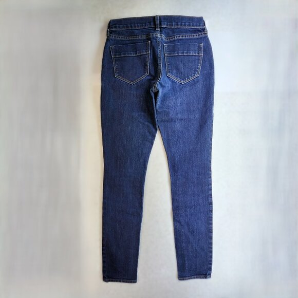 *The Sweetheart* Skinny Jeans - Picture 3 of 6